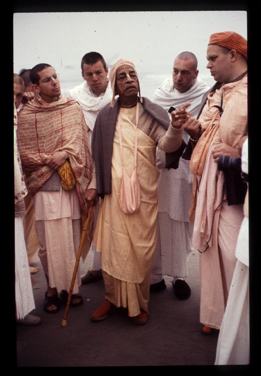 Srila Prabhupada with disciples
