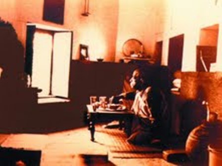 Srila Prabhupada in Vrindavan3