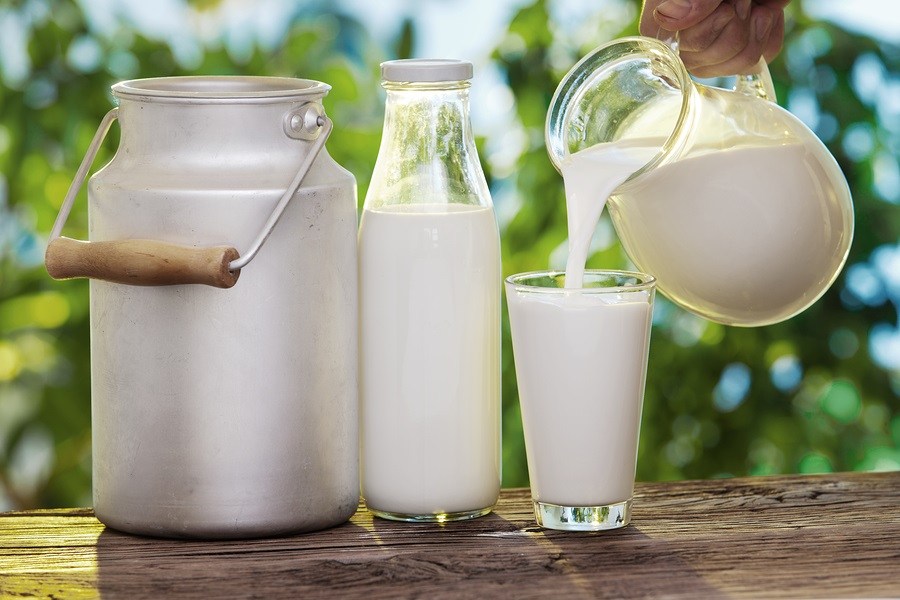 raw-milk-in-glass